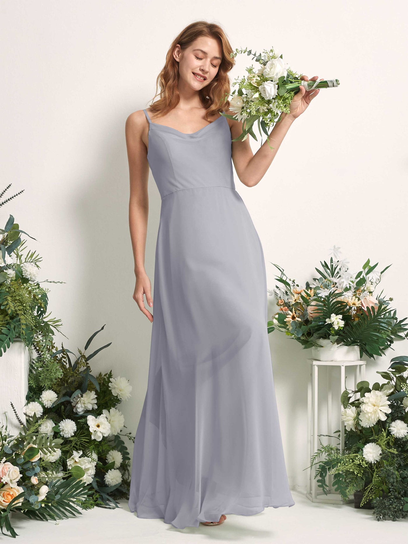 Carlyna A-Linien-Kleid V-Ausschnitt bodenlang Chiffon Brautjungfernkleid Staubiger Lavendel #farbe_staubiger-lavendel
