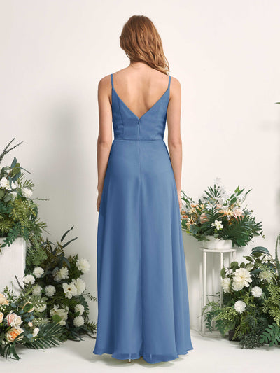 Carlyna A-Linien-Kleid V-Ausschnitt bodenlang Chiffon Brautjungfernkleid Staubiges Blau #farbe_staubiges-blau