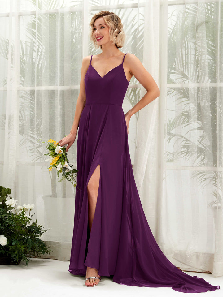 Carlyna A-Linien-Kleid V-Ausschnitt Bodenlang Chiffon Brautjungfernkleid Traube 