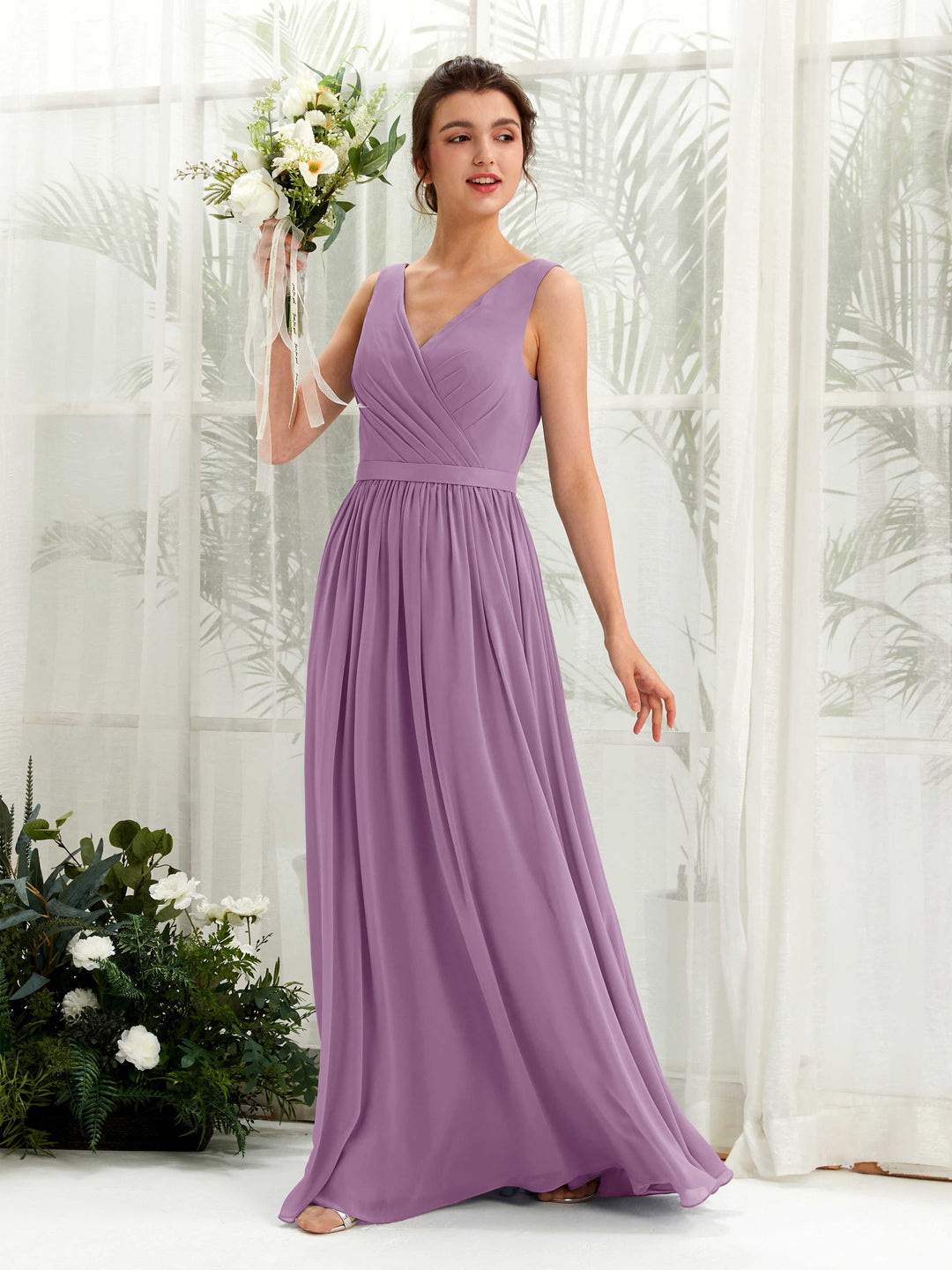Carlyna A-Linien-Kleid V-Ausschnitt Bodenlang Gerafft Brautjungfernkleid Orchideen-Nebel 