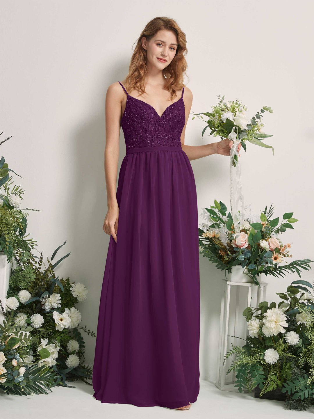 Carlyna A-Linien-Kleid V-Ausschnitt Bodenlang Gerafft Brautjungfernkleid Traube 