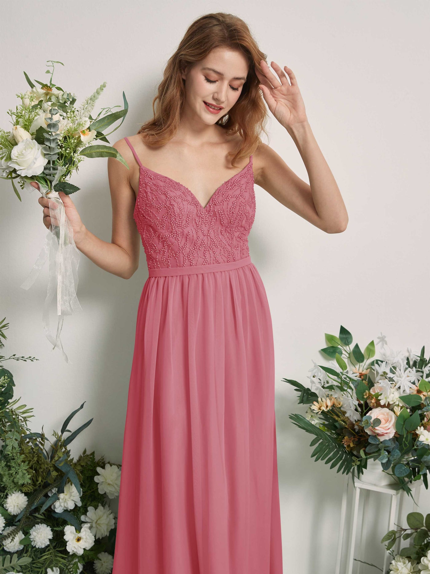 Carlyna A-Linien-Kleid V-Ausschnitt Bodenlang Gerafft Brautjungfernkleid Wüstenrose #farbe_w-stenrose