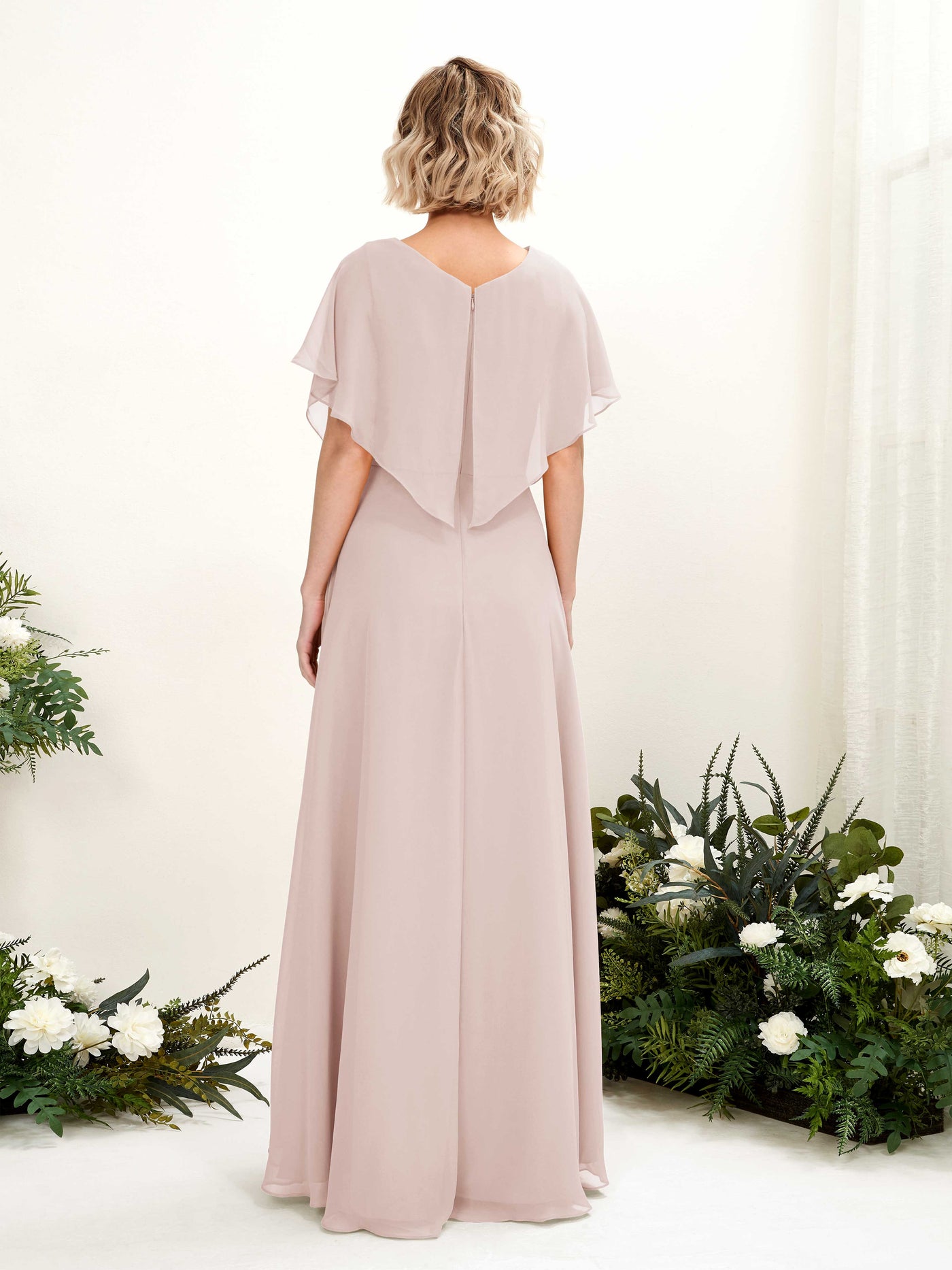 Carlyna A-Linien-Kleid V-Ausschnitt Flatterärmel Bodenlang Brautjungfernkleid Biscotti #farbe_biscotti