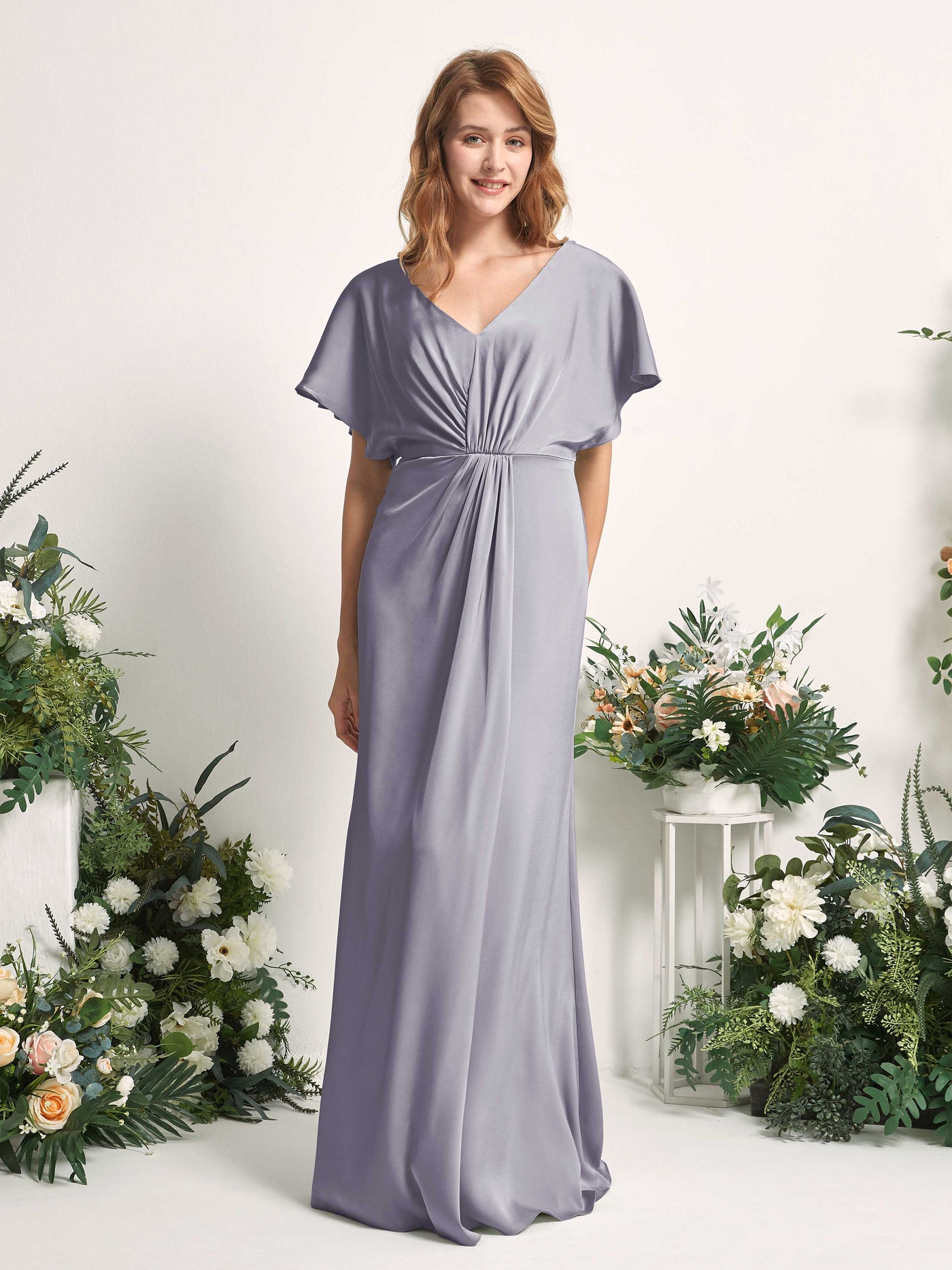 Carlyna A-Linien-Kleid V-Ausschnitt Flatterärmel bodenlanges Brautjungfernkleid Lila Dunst #farbe_lila-dunst