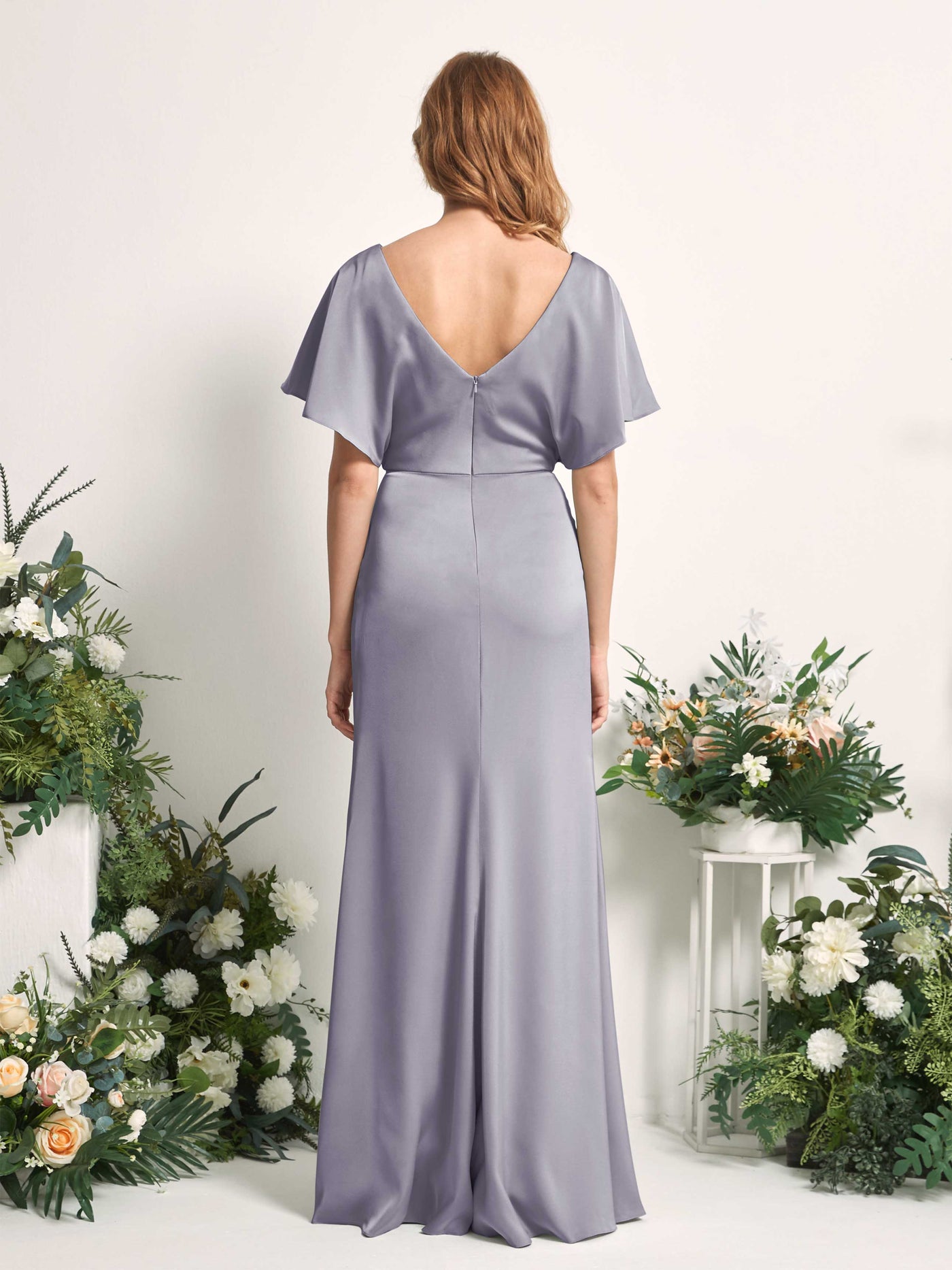 Carlyna A-Linien-Kleid V-Ausschnitt Flatterärmel bodenlanges Brautjungfernkleid Lila Dunst #farbe_lila-dunst