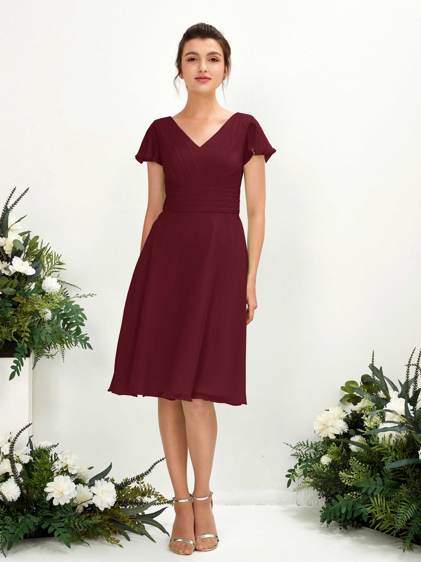 Carlyna A-Linien-Kleid V-Ausschnitt Flatterärmel knielang Chiffon Kleid Burgunderrot #farbe_burgunderrot