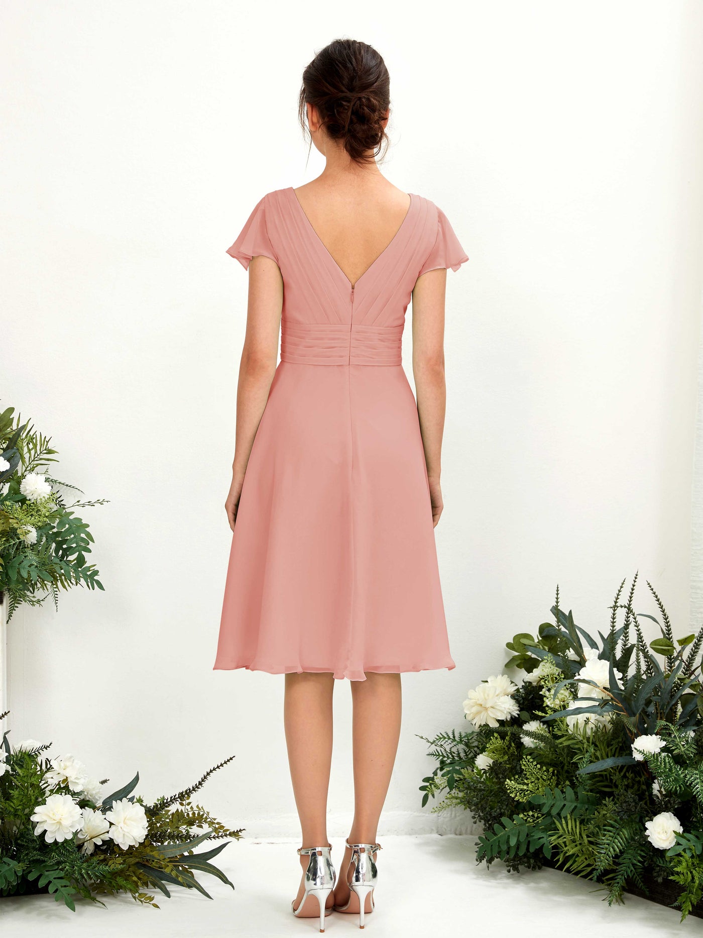Carlyna A-Linien-Kleid V-Ausschnitt Flatterärmel knielang Chiffon Kleid Champagner-Rose #farbe_champagner-rose