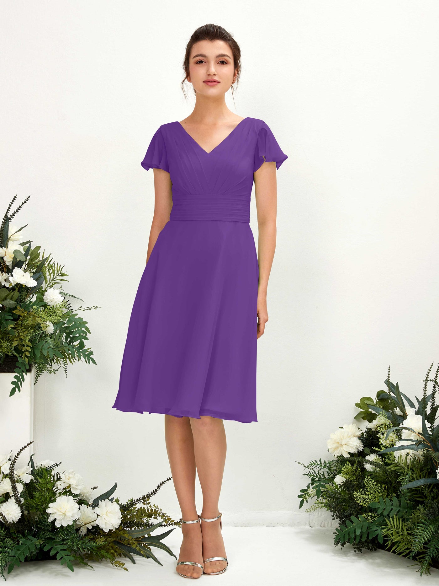 Carlyna A-Linien-Kleid V-Ausschnitt Flatterärmel knielang Chiffon Kleid Regency #farbe_regency