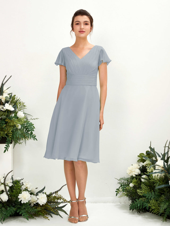 Carlyna A-Linien-Kleid V-Ausschnitt Flatterärmel knielang Chiffon Kleid Staubiges Blau-Upgrade 