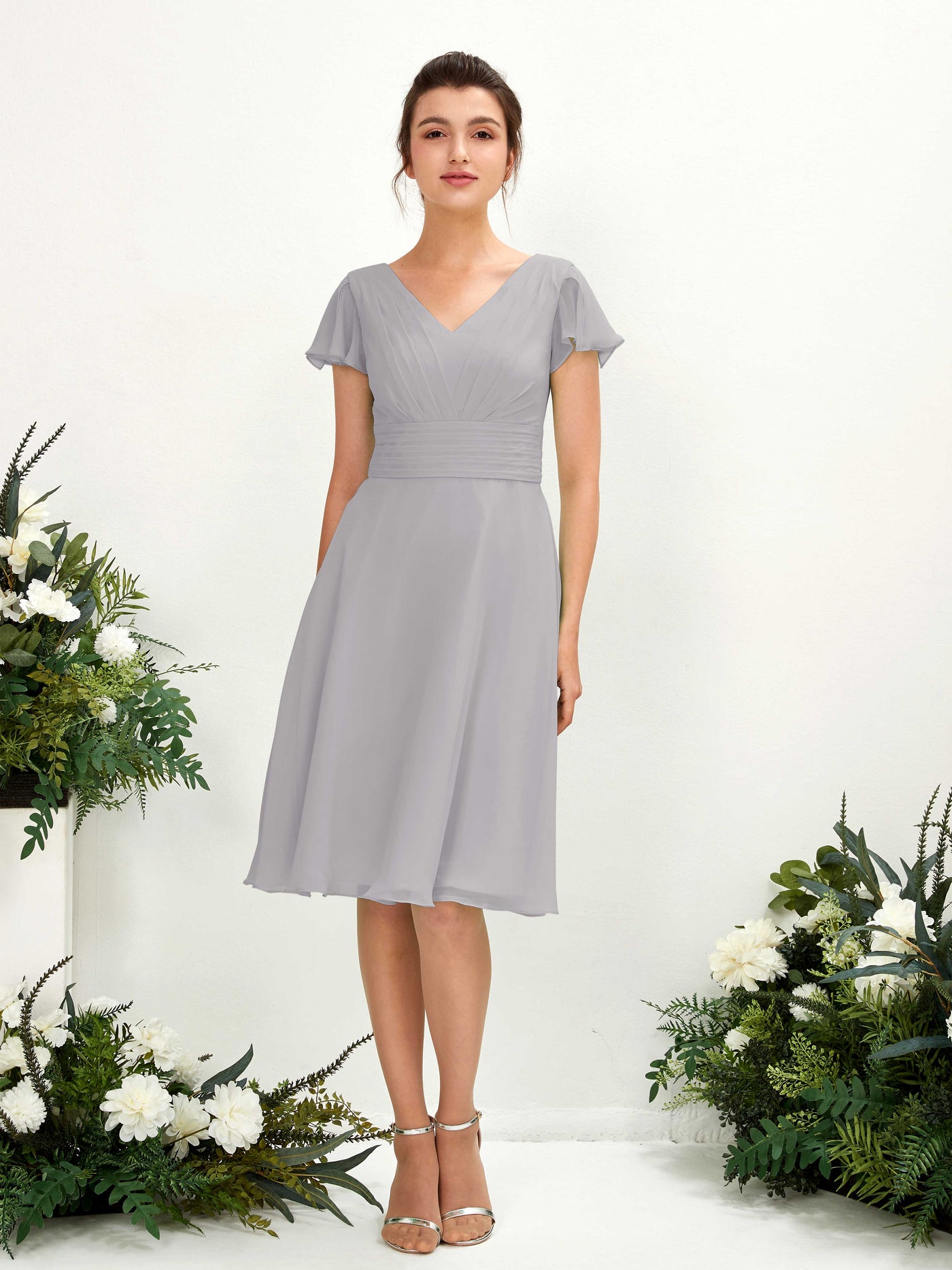 Carlyna A-Linien-Kleid V-Ausschnitt Flatterärmel knielang Chiffon Kleid Taube #farbe_taube