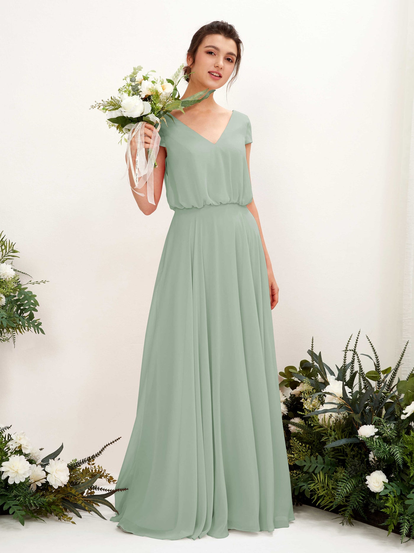 Carlyna A-Linien-Kleid V-Ausschnitt Flügelärmel Bodenlanger Brautjungfernkleid Salbeigrün #farbe_salbeigr-n