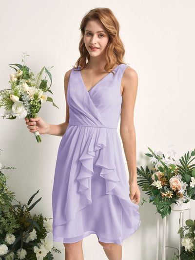 Carlyna A-Linien-Kleid V-Ausschnitt Knielang Chiffon Brautjungfernkleid Flieder #farbe_flieder