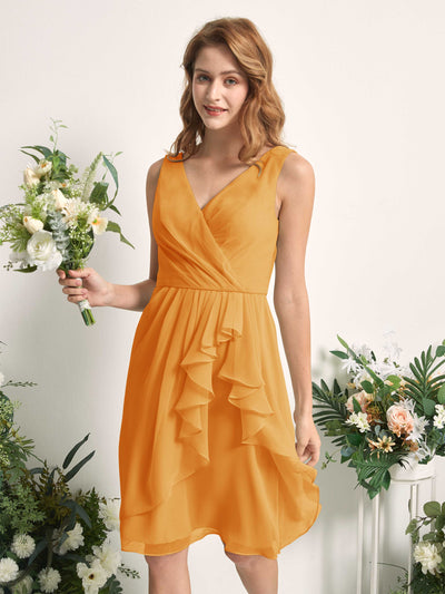 Carlyna A-Linien-Kleid V-Ausschnitt Knielang Chiffon Brautjungfernkleid Mango #farbe_mango
