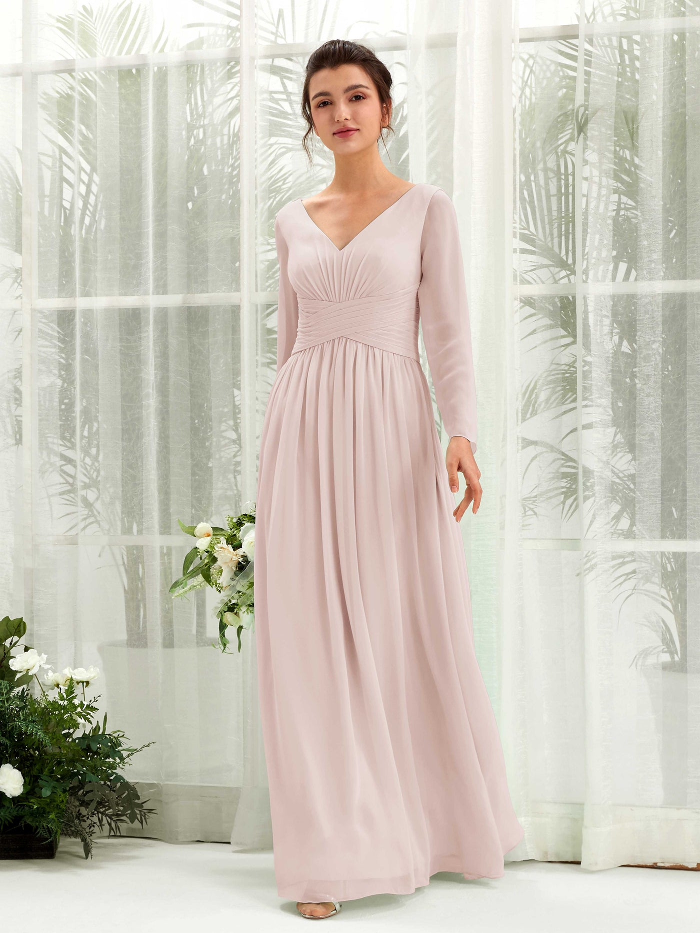 Carlyna A-Linien-Kleid V-Ausschnitt Langarm bodenlang Brautjungfernkleid Biscotti #farbe_biscotti