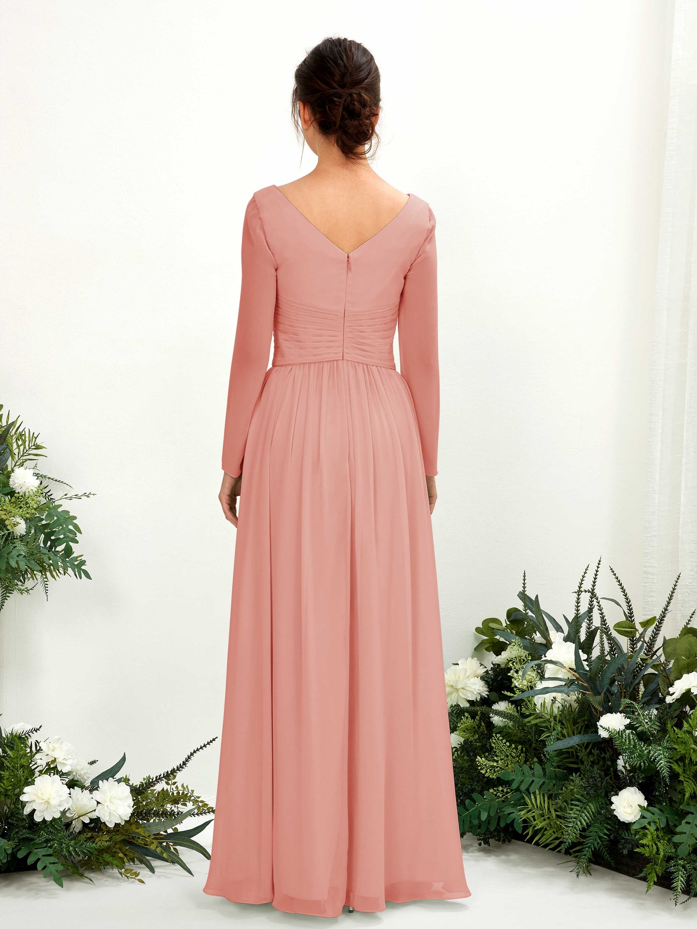 Carlyna A-Linien-Kleid V-Ausschnitt Langarm bodenlang Brautjungfernkleid Champagner-Rose #farbe_champagner-rose