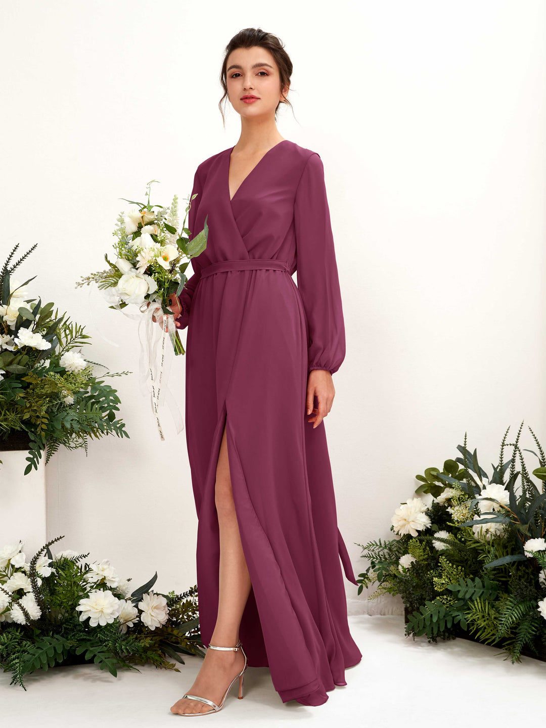 Carlyna A-Linien-Kleid V-Ausschnitt Langarm Bodenlang Brautjungfernkleid Chianti 