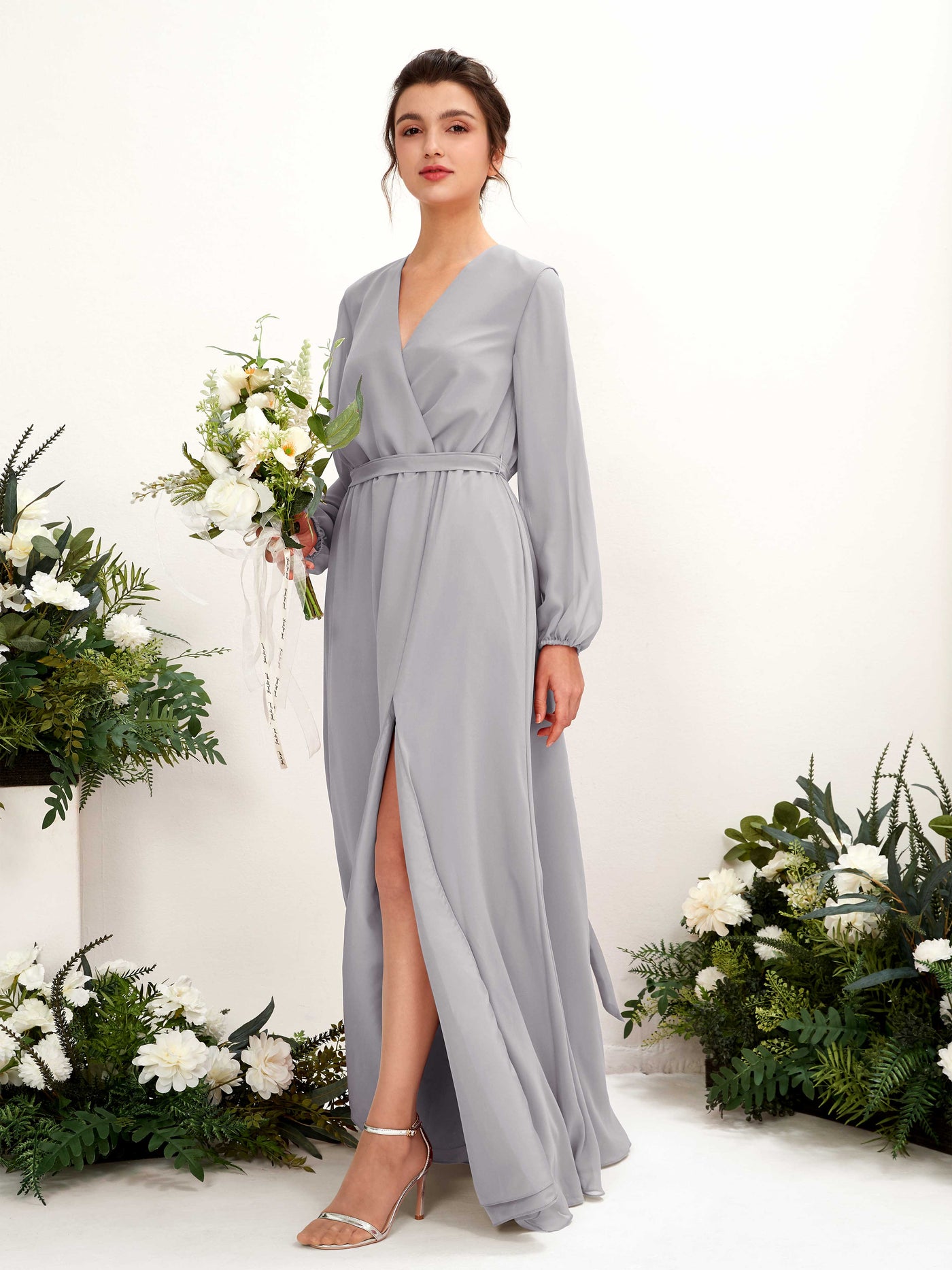 Carlyna A-Linien-Kleid V-Ausschnitt Langarm Bodenlang Brautjungfernkleid Taube #farbe_taube