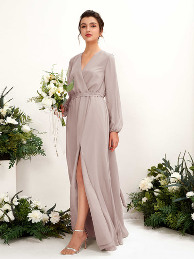 Carlyna A-Linien-Kleid V-Ausschnitt Langarm Bodenlang Brautjungfernkleid Taupe #farbe_taupe