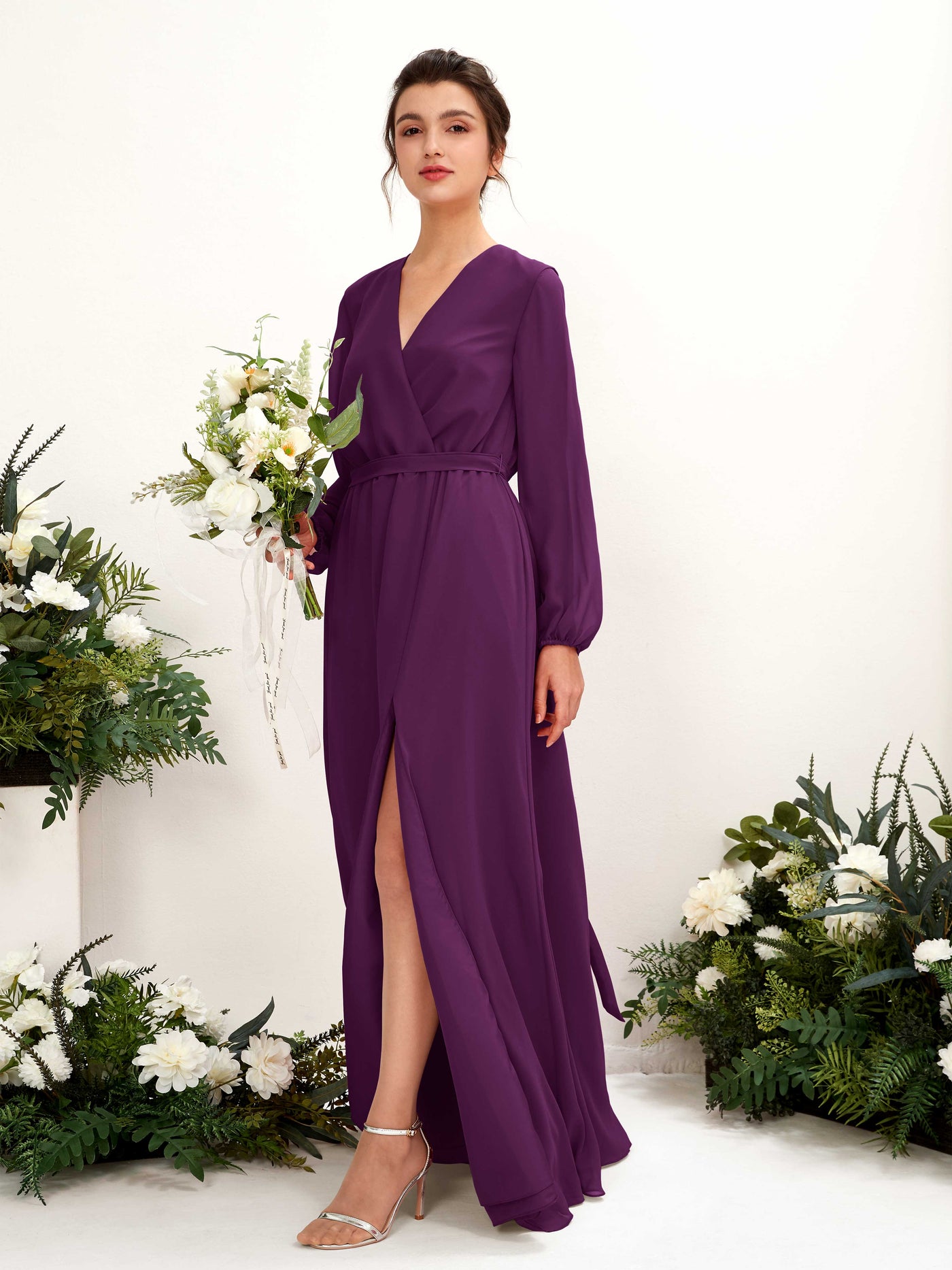 Carlyna A-Linien-Kleid V-Ausschnitt Langarm Bodenlang Brautjungfernkleid Traube #farbe_traube