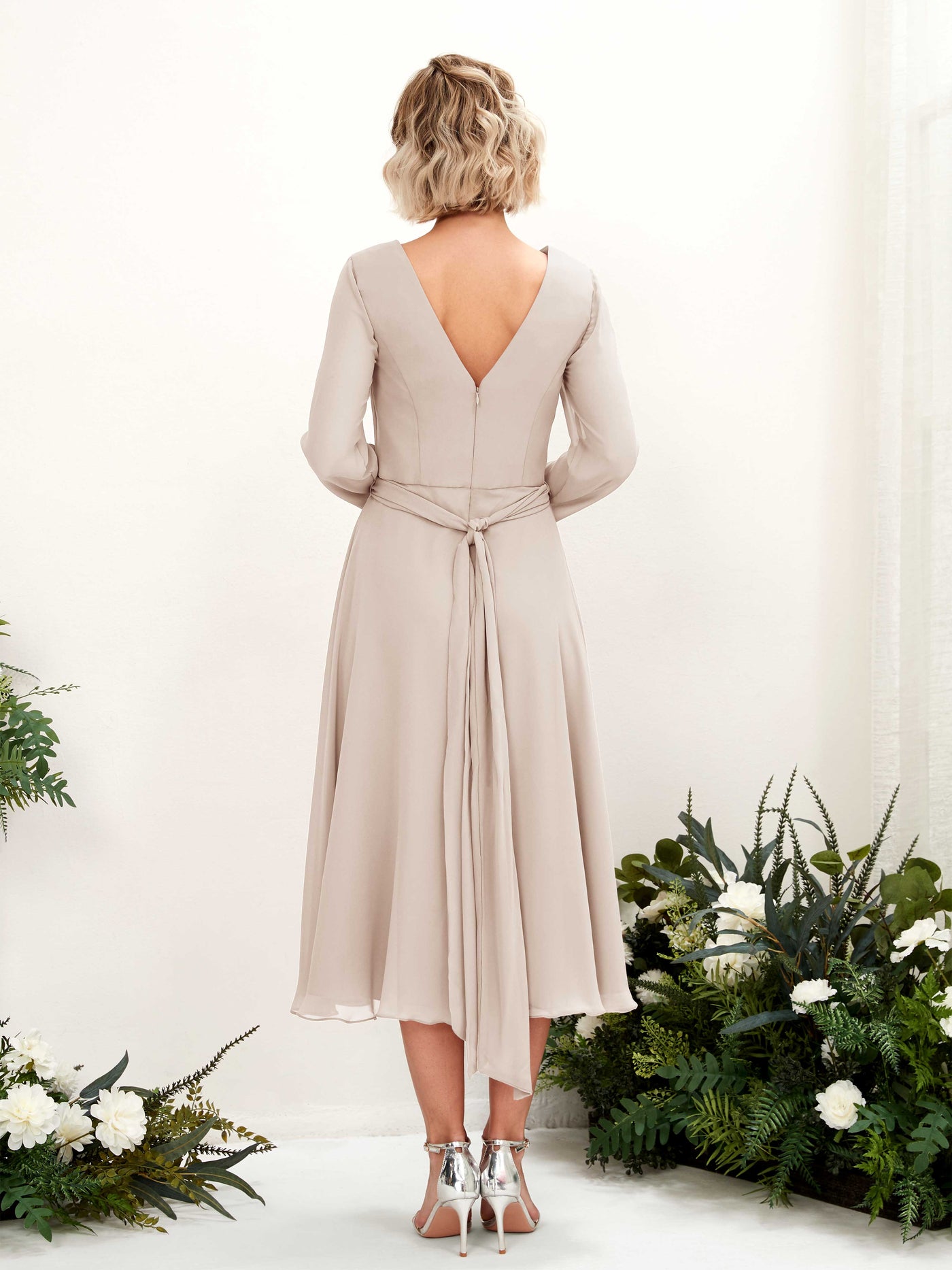 Carlyna A-Linien-Kleid V-Ausschnitt Langarm Wadenlang Brautjungfernkleider Champagner #farbe_champagner