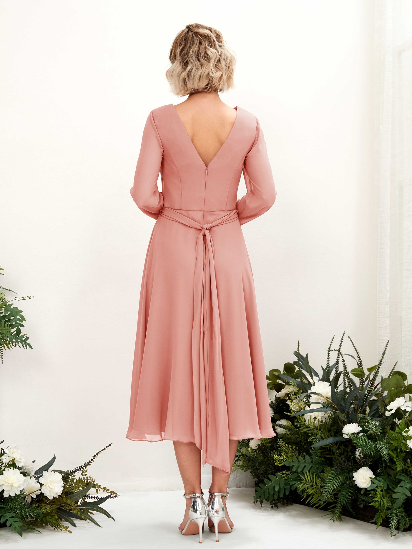 Carlyna A-Linien-Kleid V-Ausschnitt Langarm Wadenlang Brautjungfernkleider Champagner-Rose #farbe_champagner-rose