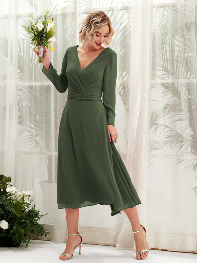 Carlyna A-Linien-Kleid V-Ausschnitt Langarm Wadenlang Brautjungfernkleider Martini-Olive #farbe_martini-olive