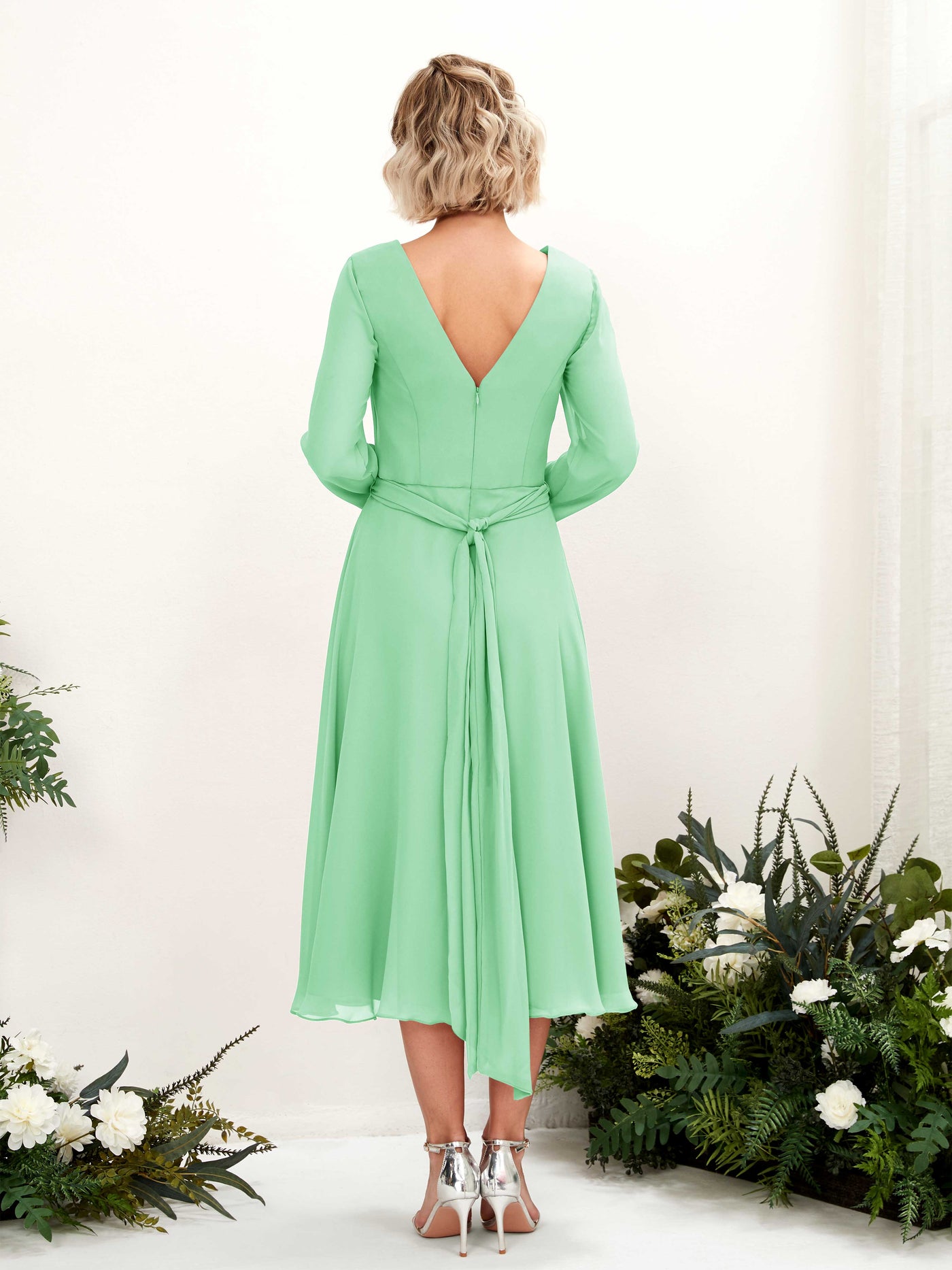 Carlyna A-Linien-Kleid V-Ausschnitt Langarm Wadenlang Brautjungfernkleider Minzgrün #farbe_minzgr-n