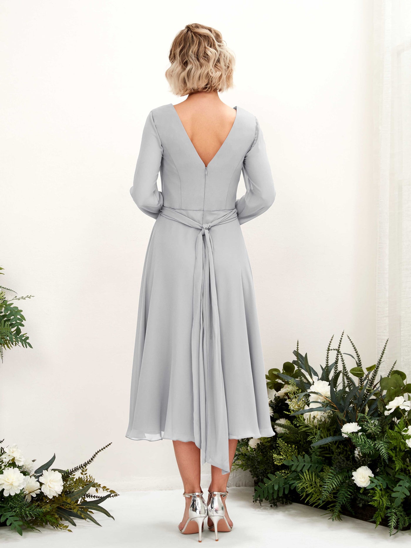 Carlyna A-Linien-Kleid V-Ausschnitt Langarm Wadenlang Brautjungfernkleider Silber #farbe_silber