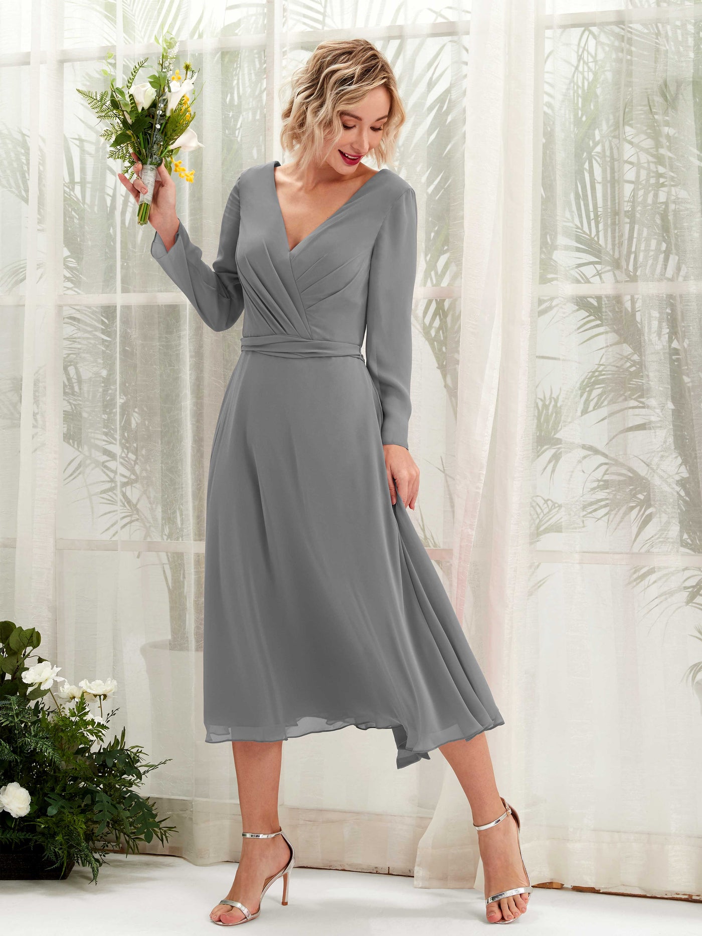 Carlyna A-Linien-Kleid V-Ausschnitt Langarm Wadenlang Brautjungfernkleider Stahlgrau #farbe_stahlgrau