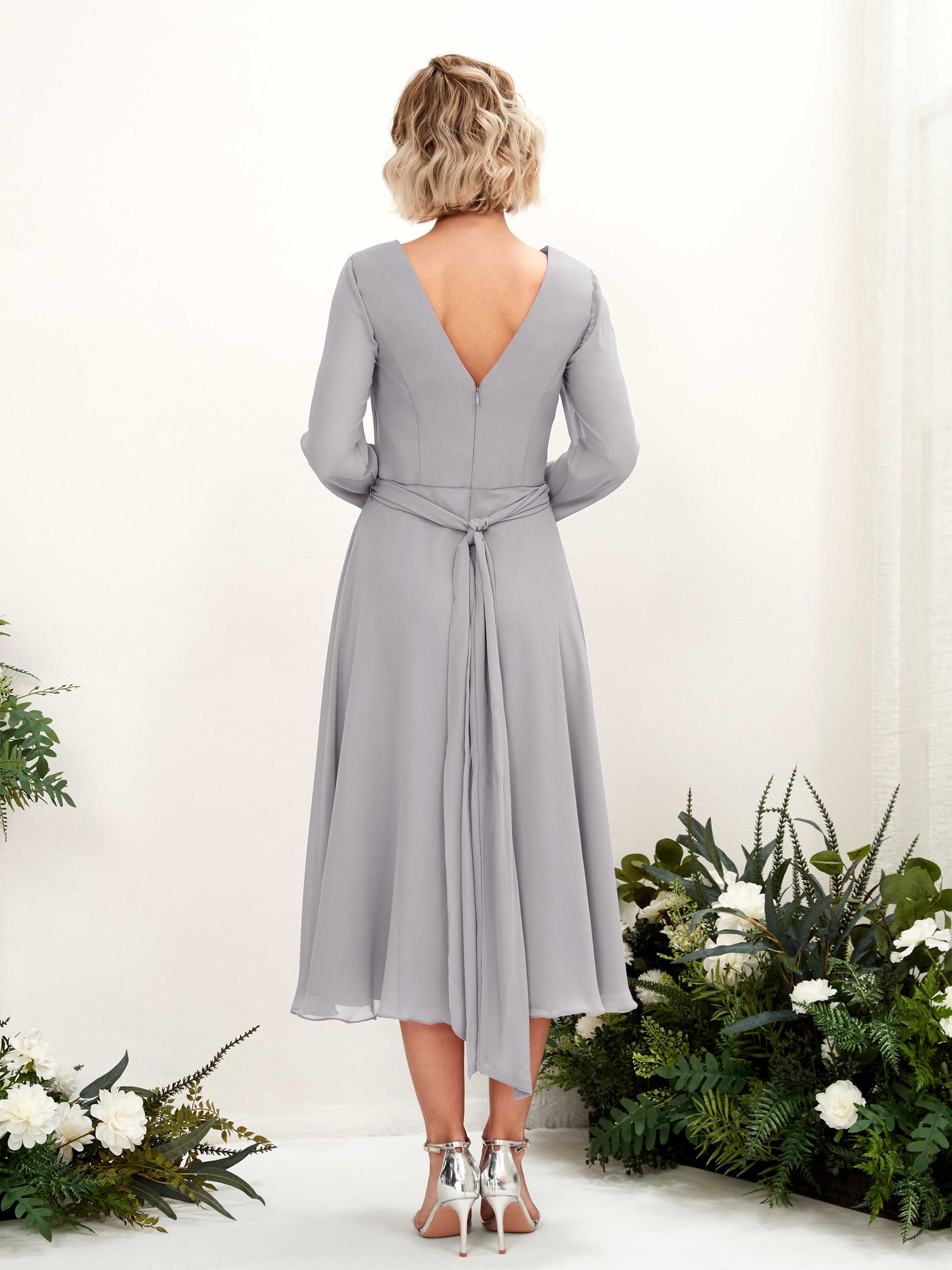 Carlyna A-Linien-Kleid V-Ausschnitt Langarm Wadenlang Brautjungfernkleider Taube #farbe_taube