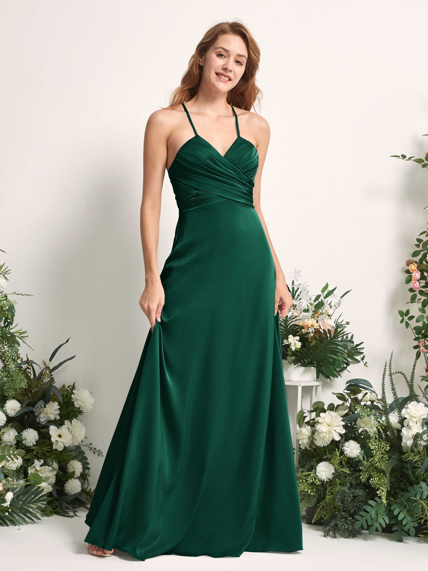 Carlyna A-Linien-Kleid V-Ausschnitt Satin Brautjungfernkleid Jägergrün #farbe_j-gergr-n