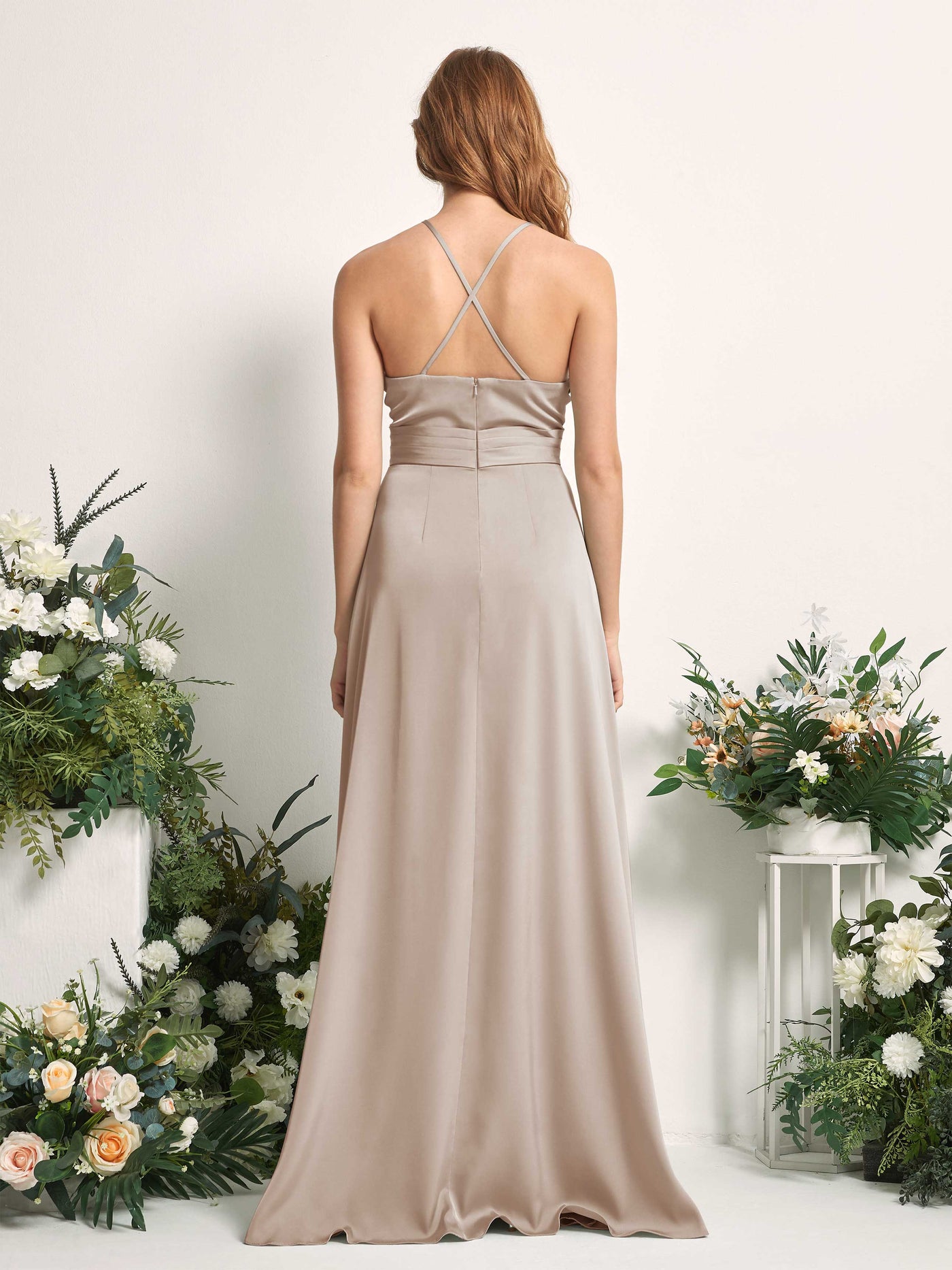 Carlyna A-Linien-Kleid V-Ausschnitt Satin Brautjungfernkleid Taupe #farbe_taupe