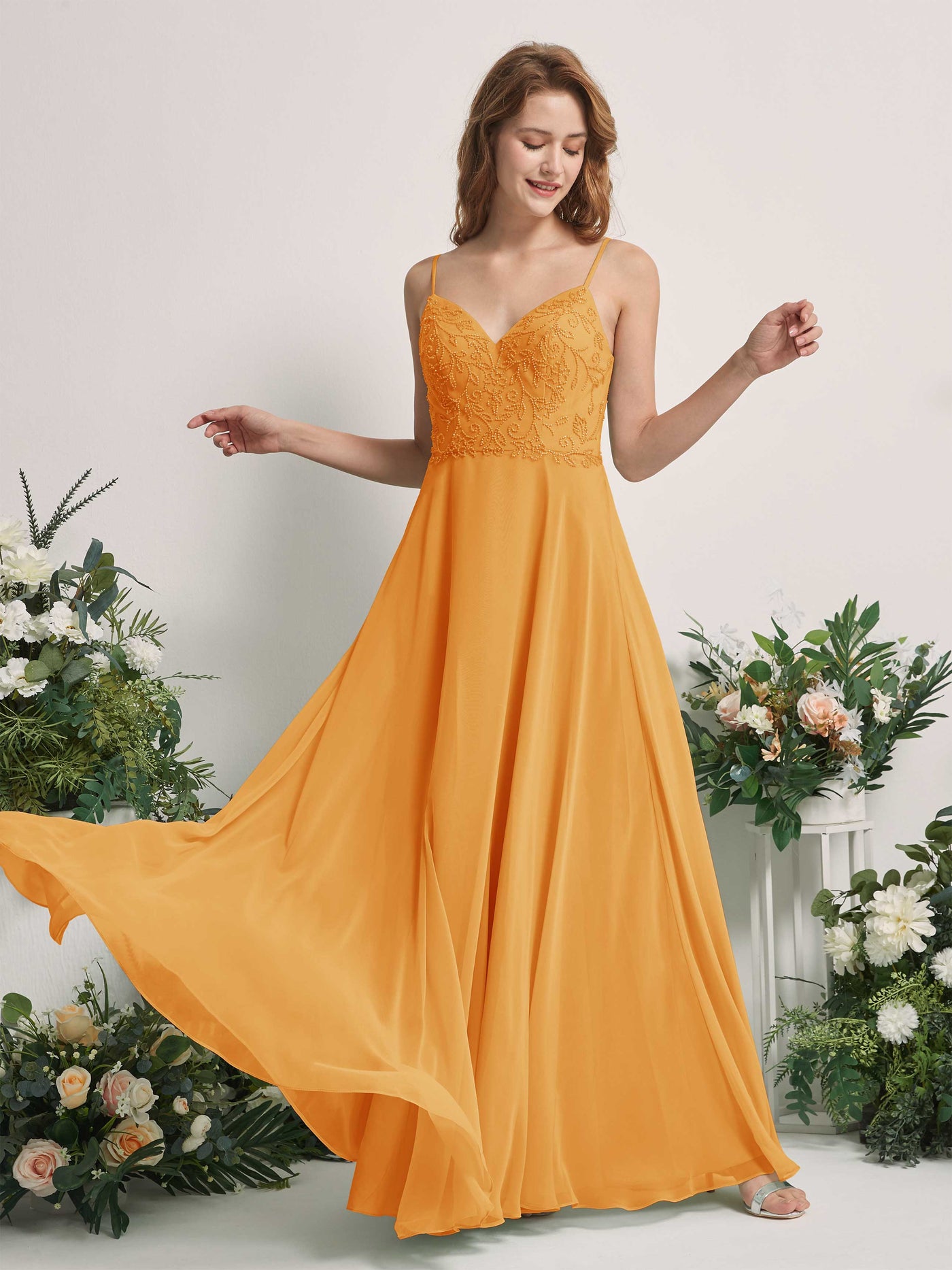 Carlyna A-Linien-Kleid V-Ausschnitt Spaghettiträger Bodenlang Brautjungfernkleider Mango #farbe_mango