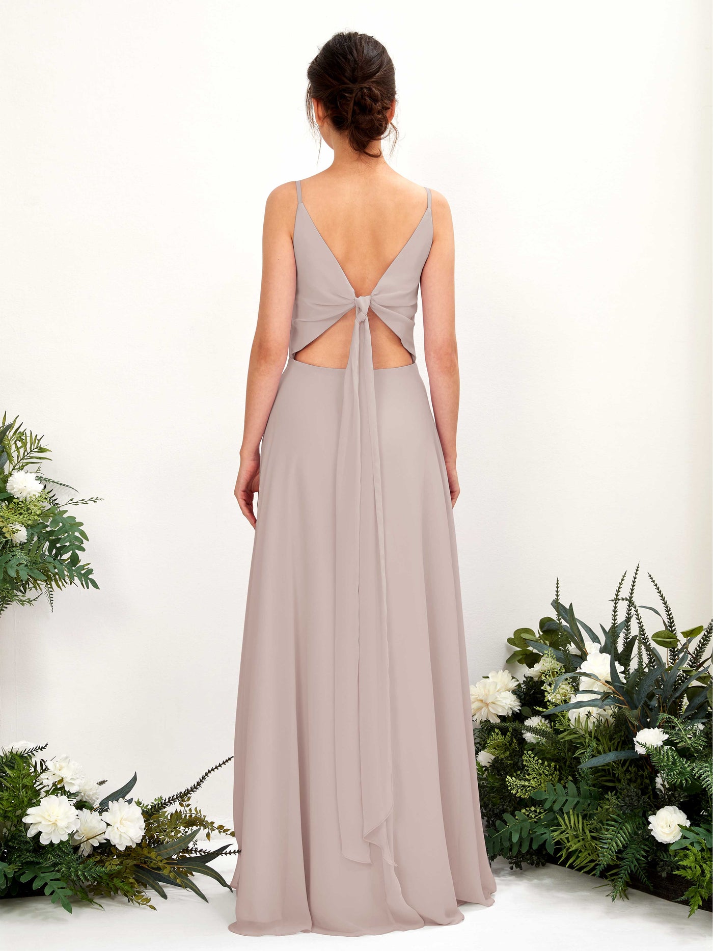 Carlyna A-Linien-Kleid V-Ausschnitt Spaghettiträger Brautjungfernkleid Taupe #farbe_taupe