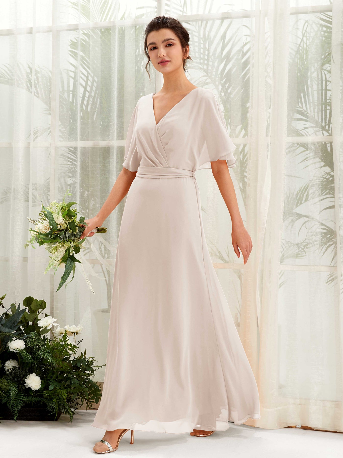 Carlyna A-Linien-Kleid V-Ausschnitt Umhang-Ärmel Bodenlang Brautjungfernkleid Champagner #farbe_champagner