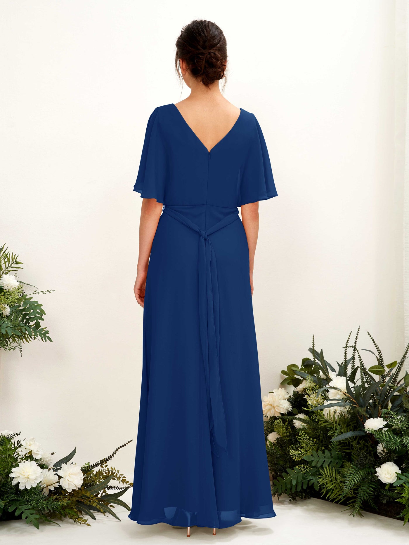 Carlyna A-Linien-Kleid V-Ausschnitt Umhang-Ärmel Bodenlang Brautjungfernkleid Königsblau #farbe_k-nigsblau