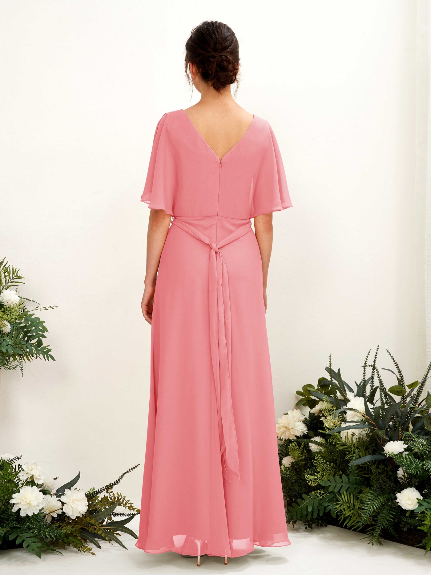 Carlyna A-Linien-Kleid V-Ausschnitt Umhang-Ärmel Bodenlang Brautjungfernkleid Korallenrosa #farbe_korallenrosa