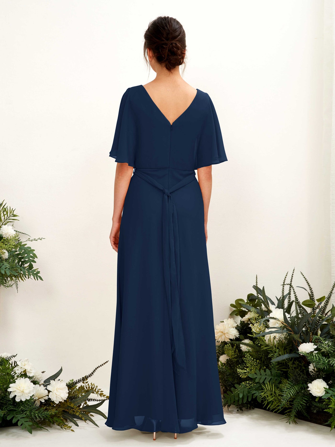 Carlyna A-Linien-Kleid V-Ausschnitt Umhang-Ärmel Bodenlang Brautjungfernkleid Marineblau #farbe_marineblau