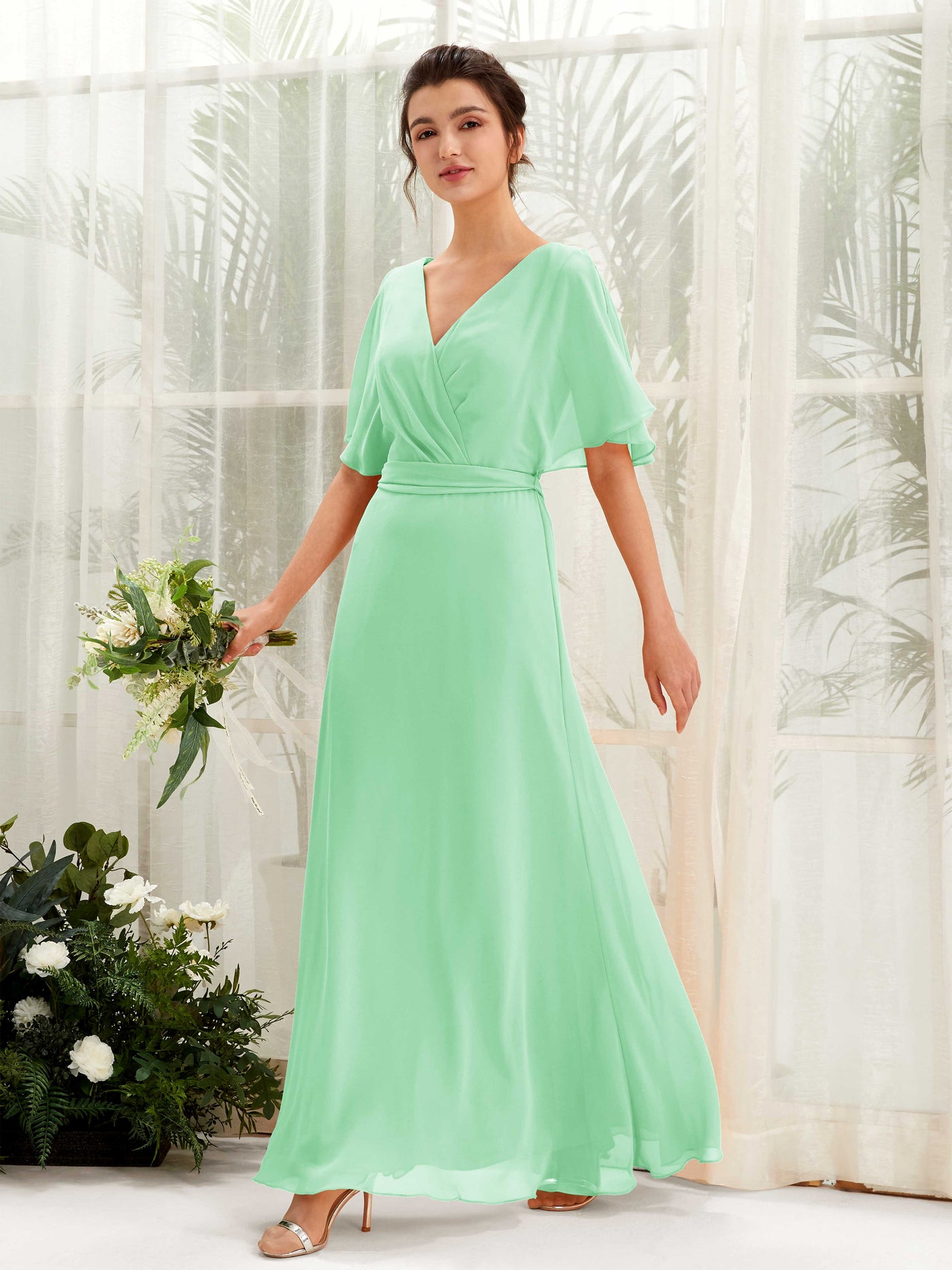 Carlyna A-Linien-Kleid V-Ausschnitt Umhang-Ärmel Bodenlang Brautjungfernkleid Minzgrün #farbe_minzgr-n