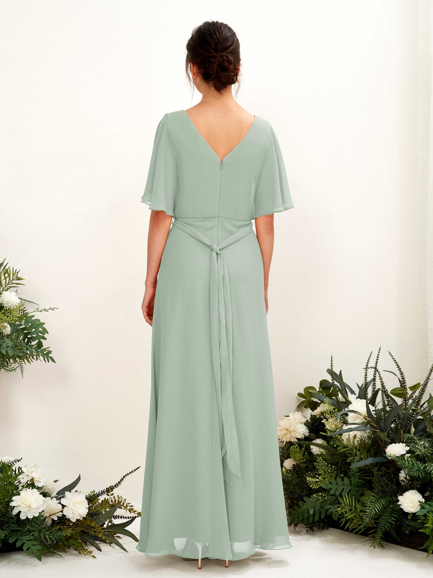 Carlyna A-Linien-Kleid V-Ausschnitt Umhang-Ärmel Bodenlang Brautjungfernkleid Salbeigrün #farbe_salbeigr-n