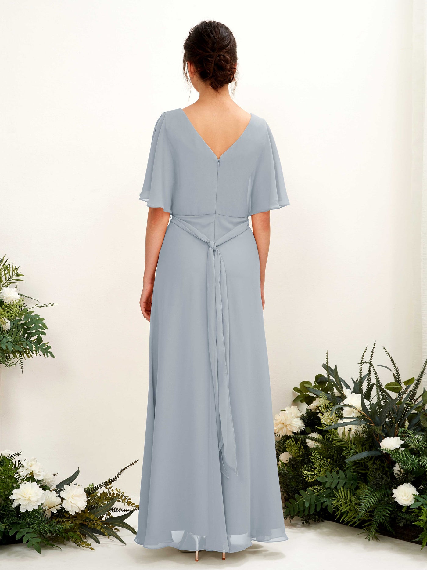 Carlyna A-Linien-Kleid V-Ausschnitt Umhang-Ärmel Bodenlang Brautjungfernkleid Staubiges Blau-Upgrade #farbe_staubiges-blau-upgrade