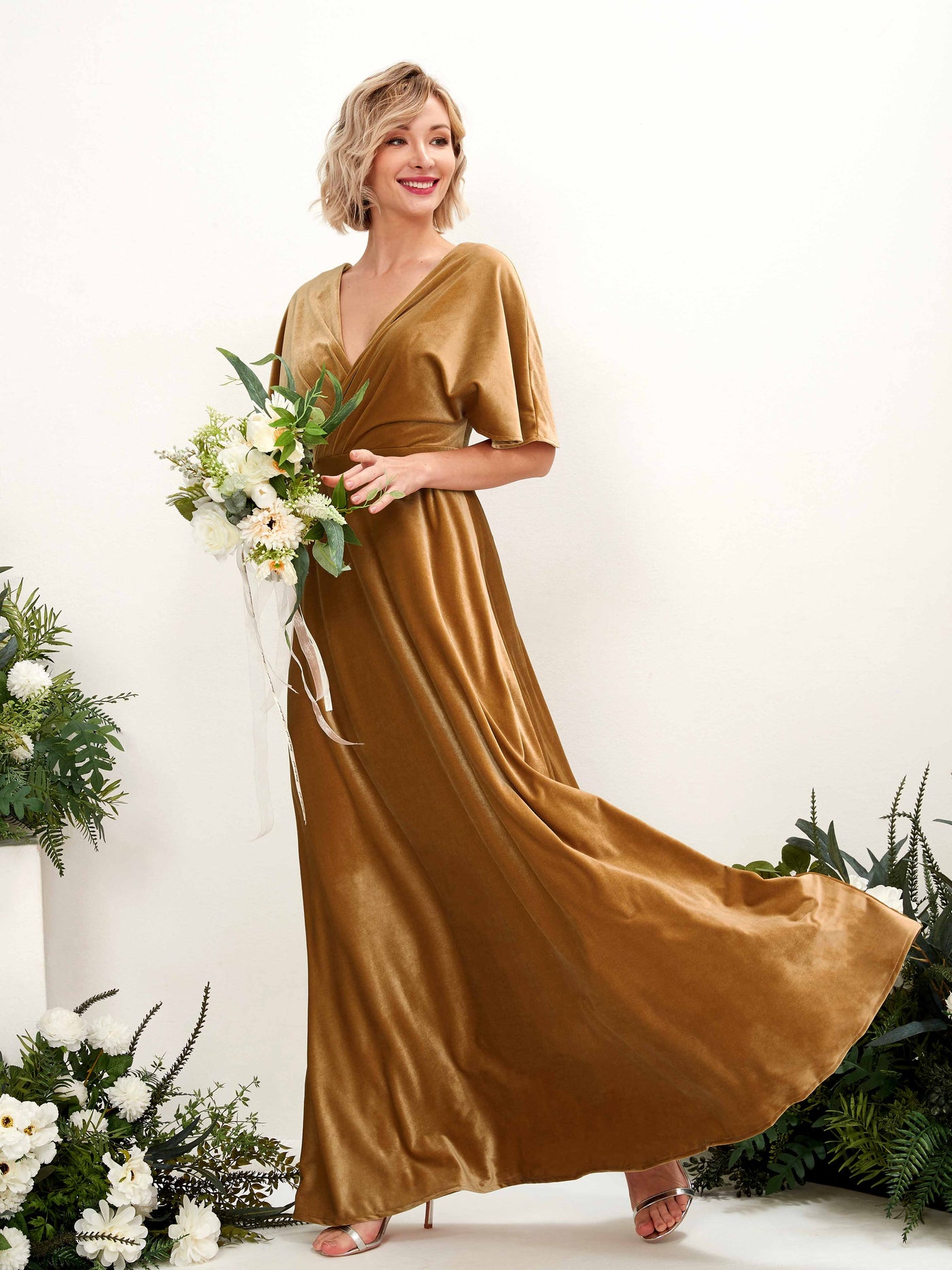 Carlyna A-Linien-Kleid V-Ausschnitt Wickelausschnitt Bodenlang Brautjungfernkleider Poliertes Gold #farbe_poliertes-gold
