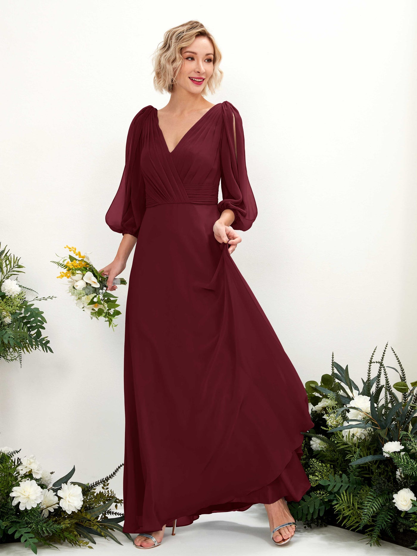 Carlyna A-Linien-Kleid V-Ausschnitt Wickelausschnitt Dreiviertelarm Bodenlang Brautjungfernkleider Burgunderrot #farbe_burgunderrot