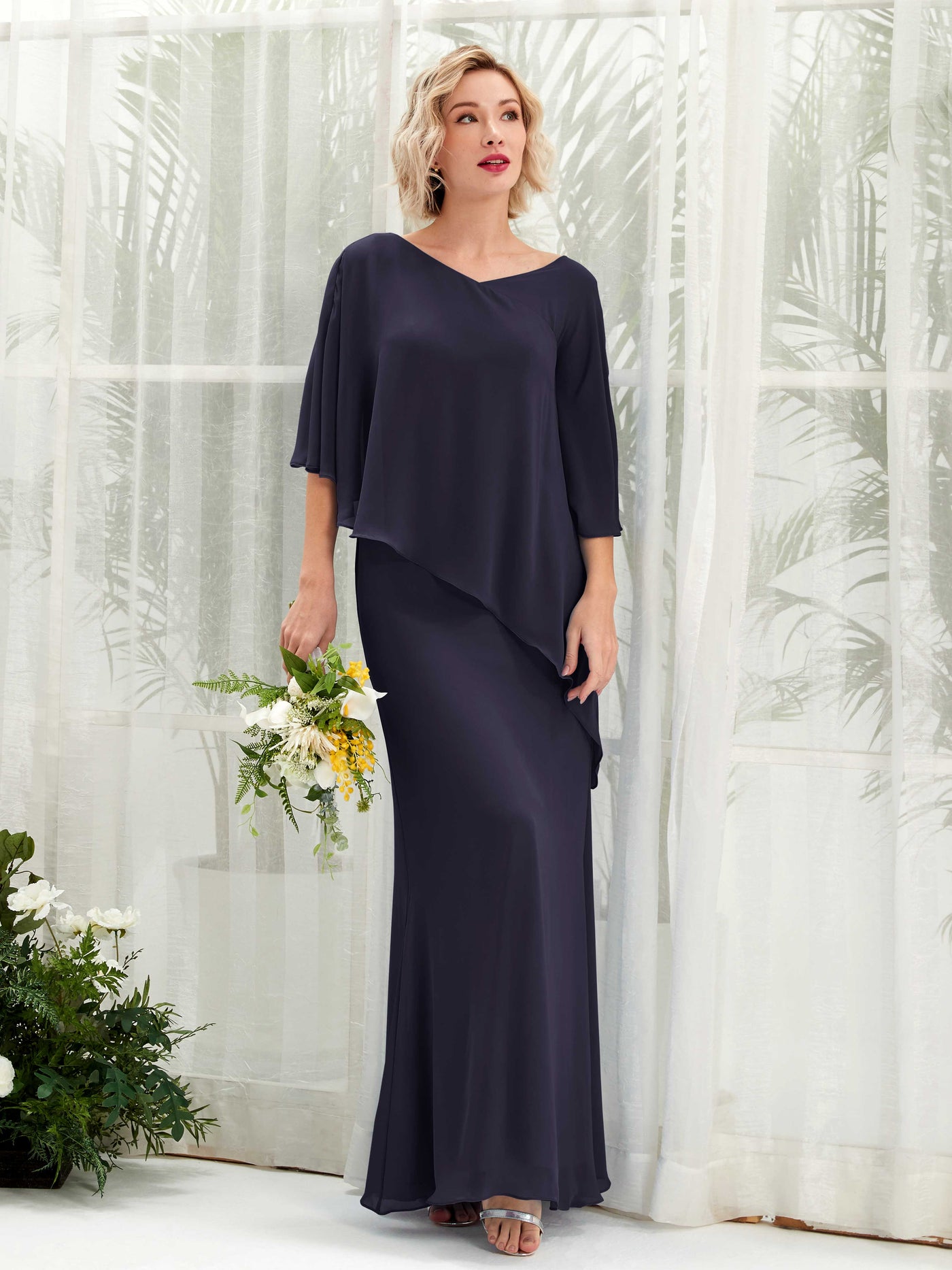 Carlyna A-Linien-Kleid Vokuhila Umhang-Ärmel Brautjungfernkleider Dunkel Marineblau #farbe_dunkel-marineblau
