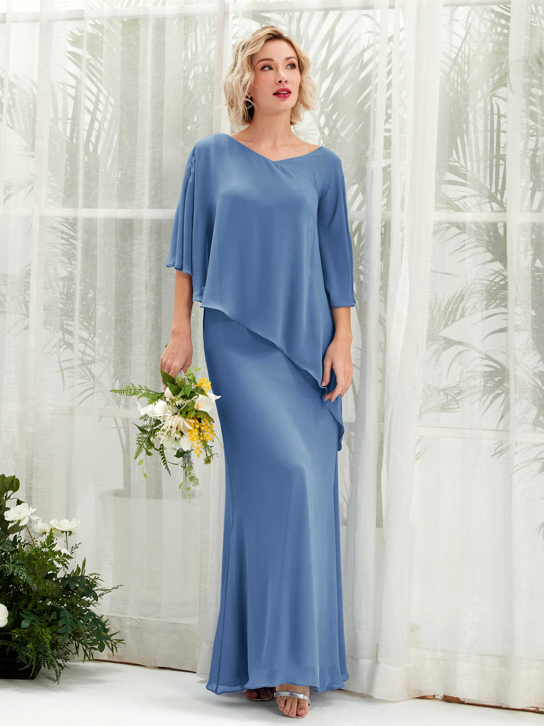 Carlyna A-Linien-Kleid Vokuhila Umhang-Ärmel Brautjungfernkleider Staubiges Blau 