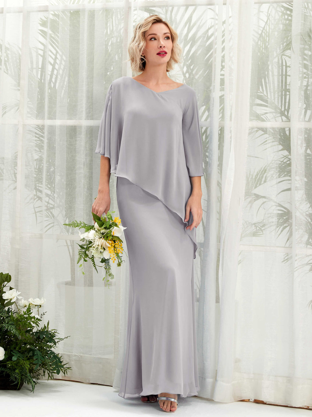 Carlyna A-Linien-Kleid Vokuhila Umhang-Ärmel Brautjungfernkleider Taube 