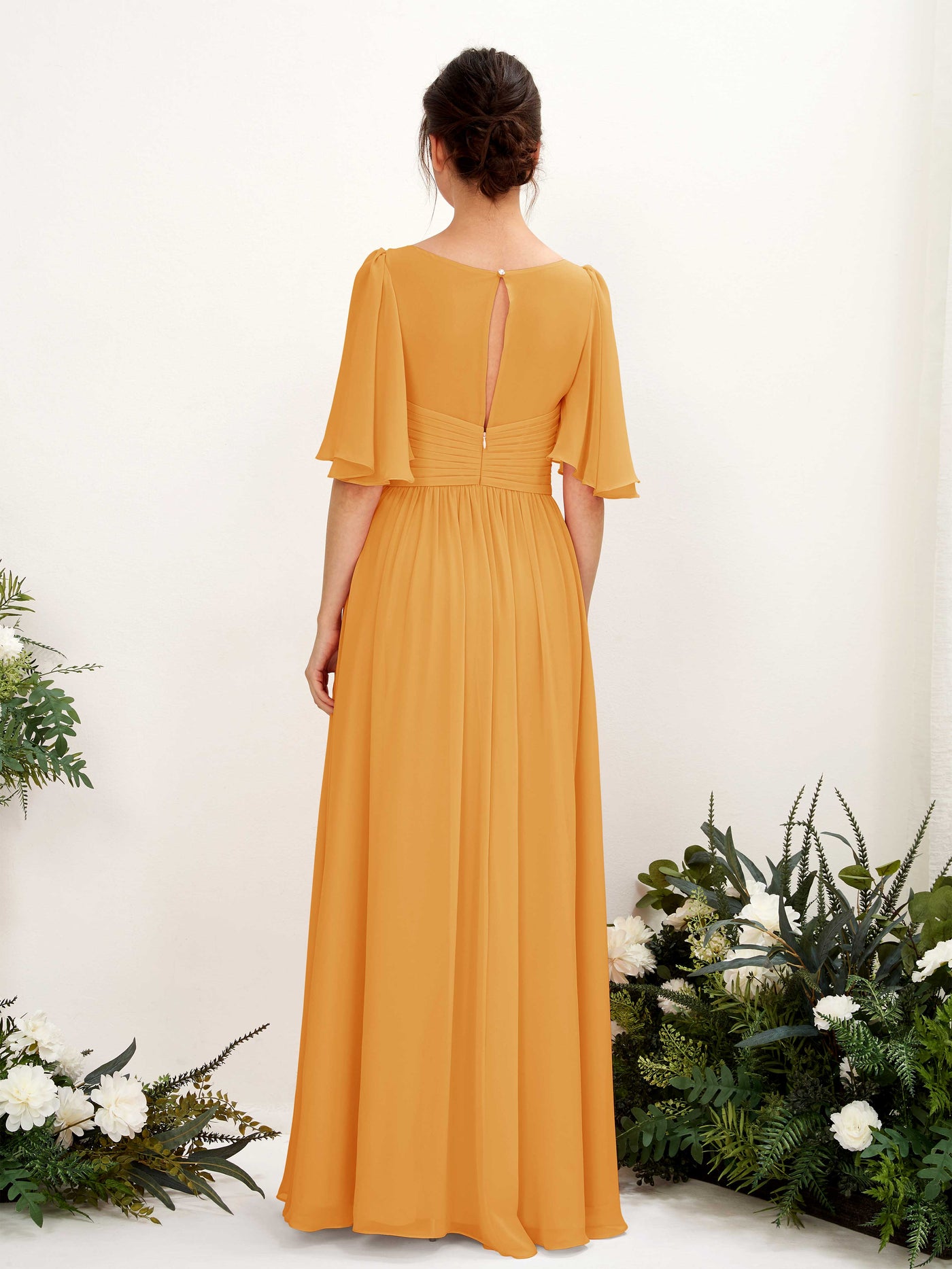 Carlyna A-Linien V-Ausschnitt Kurzarm Bodenlanges Chiffonkleid Mango #farbe_mango