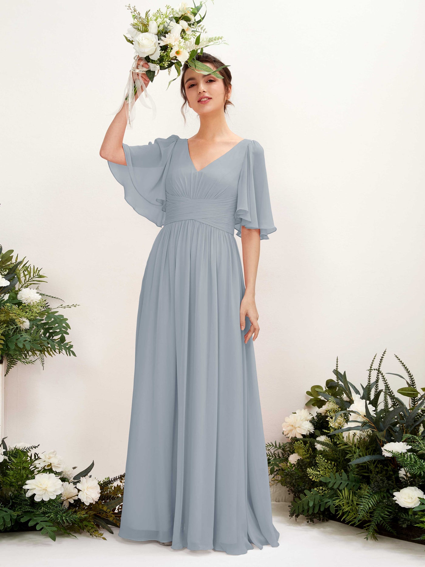 Carlyna A-Linien V-Ausschnitt Kurzarm Bodenlanges Chiffonkleid Staubiges Blau-Upgrade #farbe_staubiges-blau-upgrade