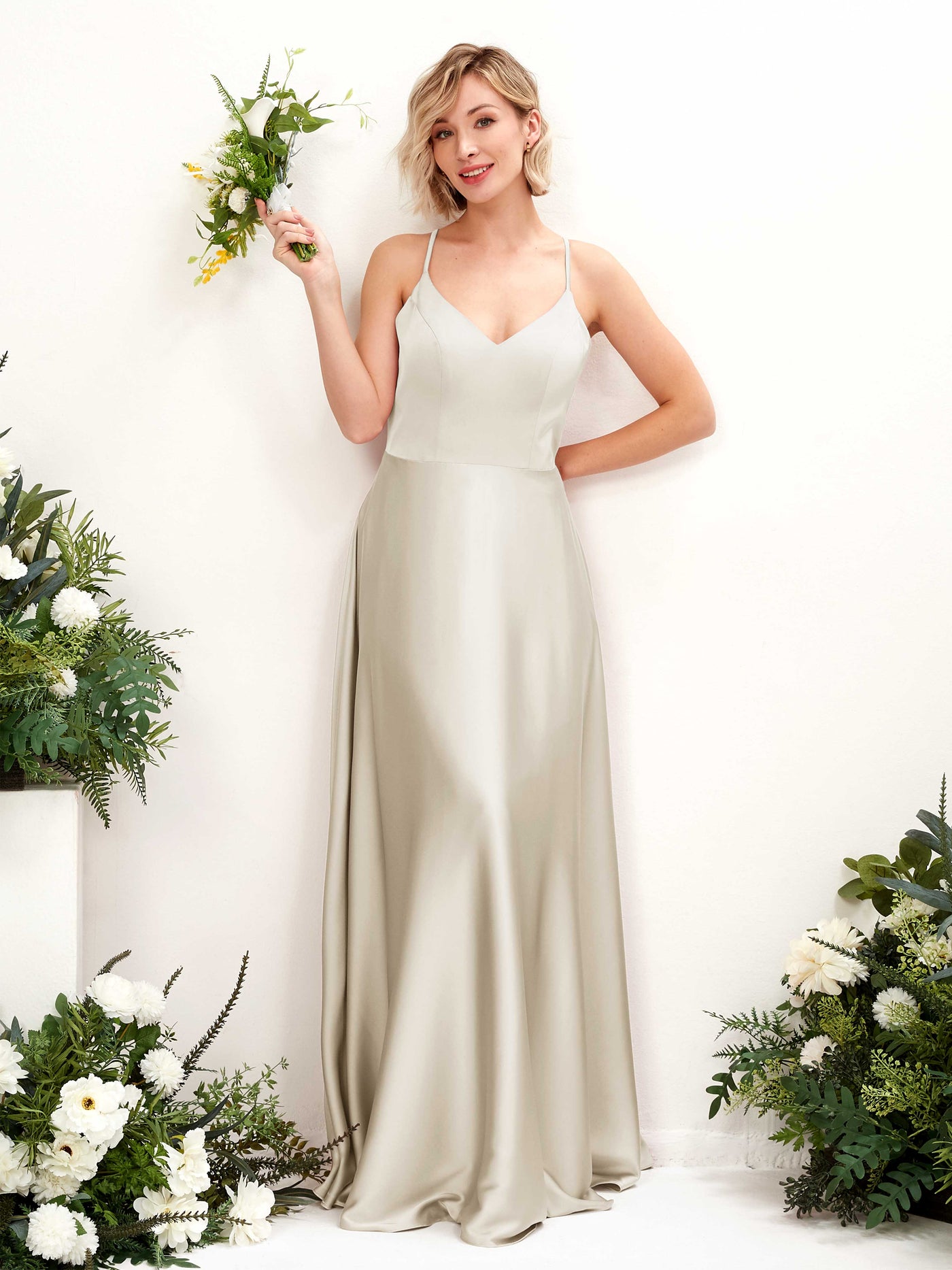 Carlyna A-Linienkleid V-Ausschnitt Bodenlang Brautjungfernkleid Champagner #farbe_champagner