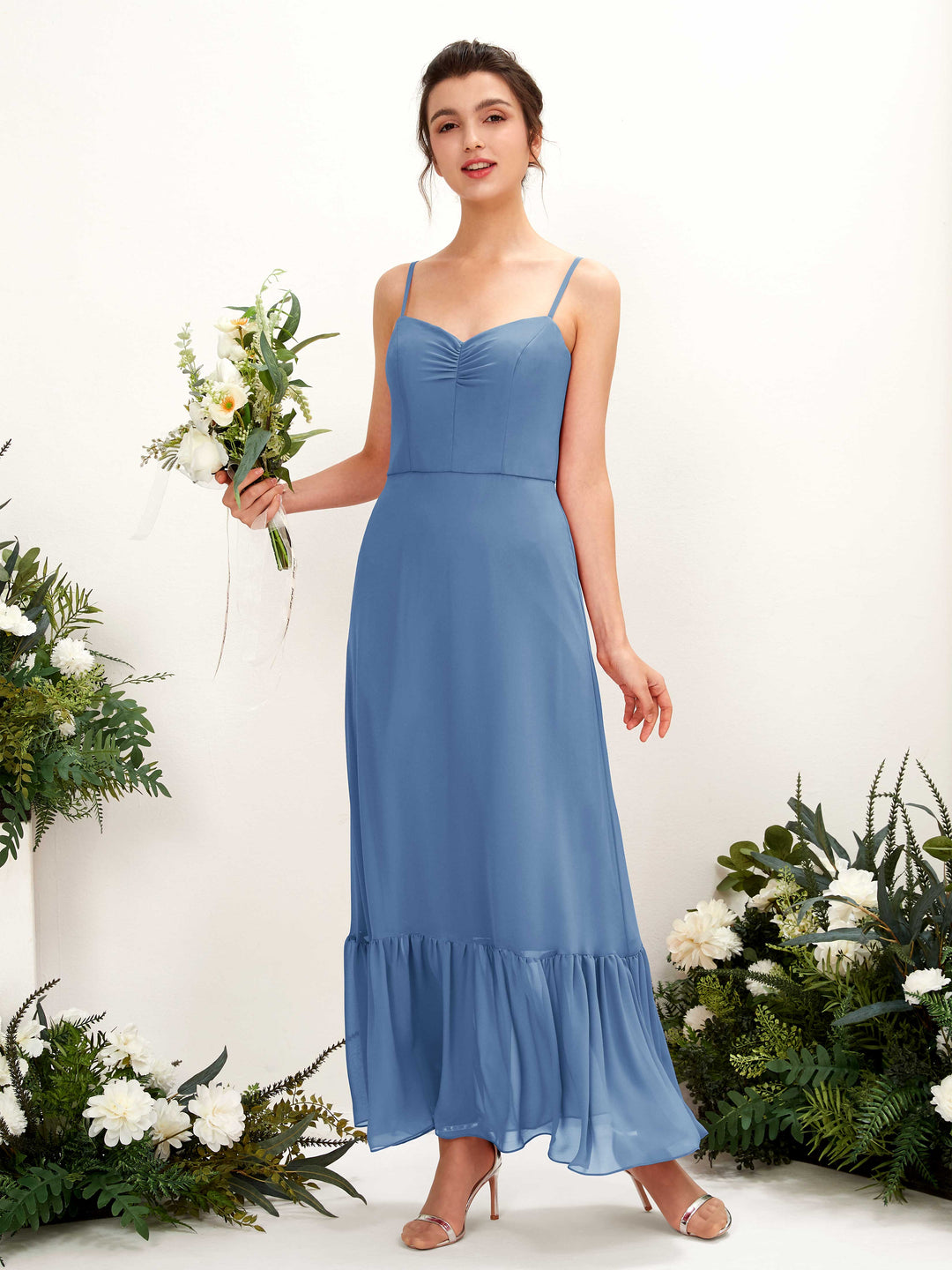 Carlyna Empire-Linie Spaghettiträger Bodenlanges Brautjungfernkleid Staubiges Blau 